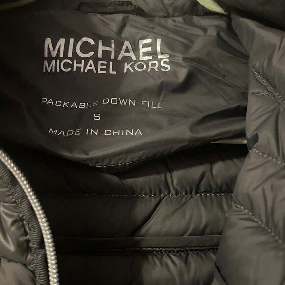 Michael Kors Women's Hooded Packable Down Puffer Coat Grey Size Small - Picture 2 of 5